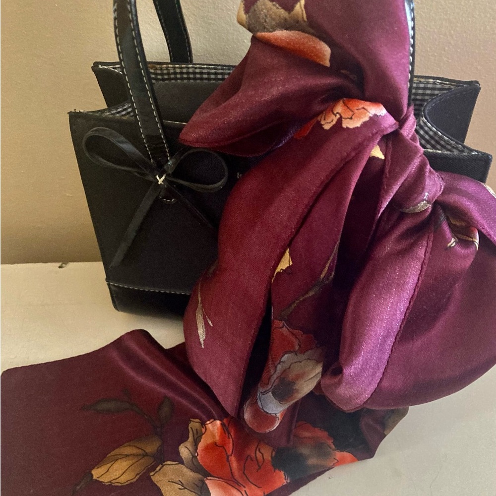 ANNE KLEIN, vintage long silk scarf - Picture 4 of 10
